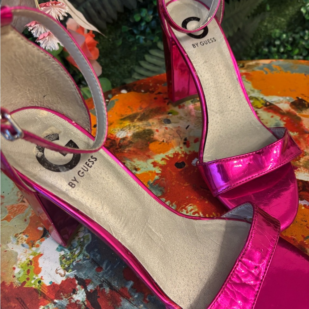 GUESS Women's Hot Metallic Pink Heels